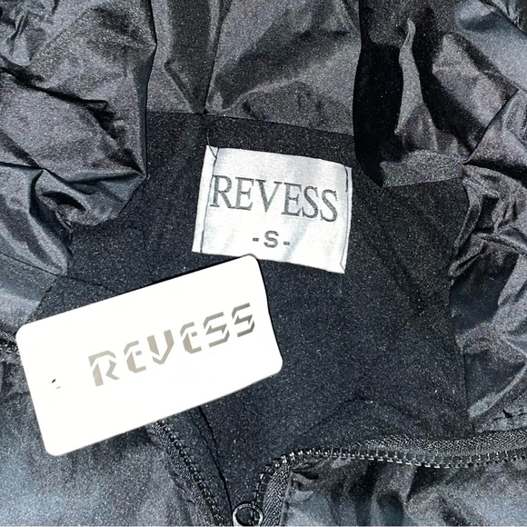 Revess Black Jacket With Removable Hood - Picture 4 of 4